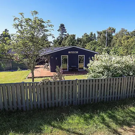 4 Star In Vaeggerlose Bøtø By